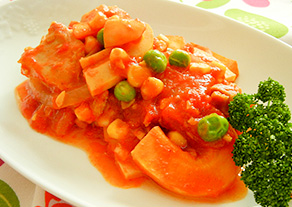春野菜と鶏肉のスパイシートマト煮